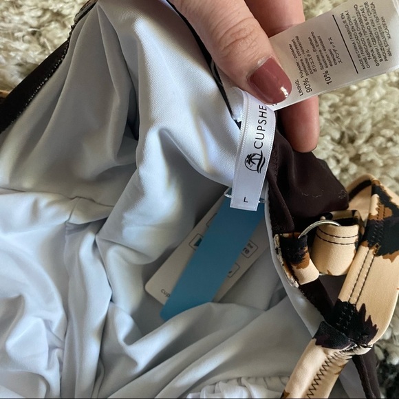 Cupshe leopard swimsuit - Picture 6 of 7